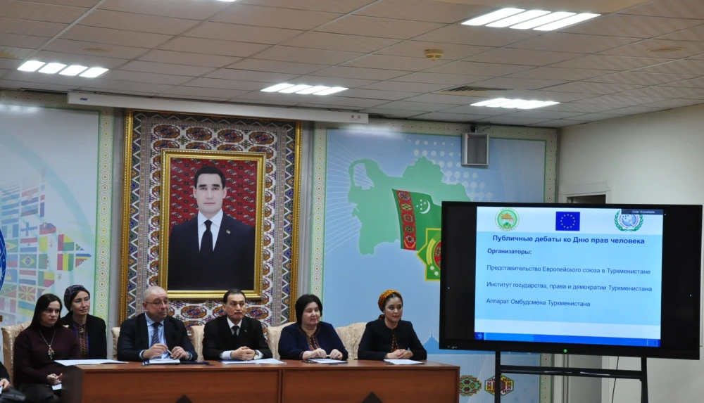 ADAM HUKUKLARY BOÝUNÇA BÄSLEŞIK GEÇIRILDI surady