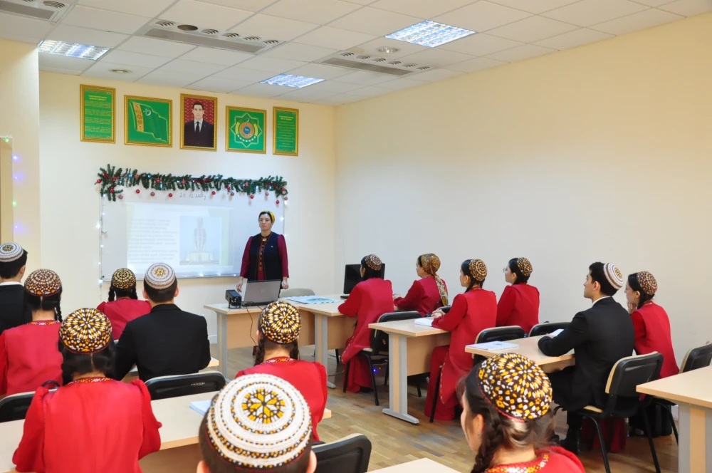 Sagdyn-durmuş ýörelgelerini ündeýän bäsleşik