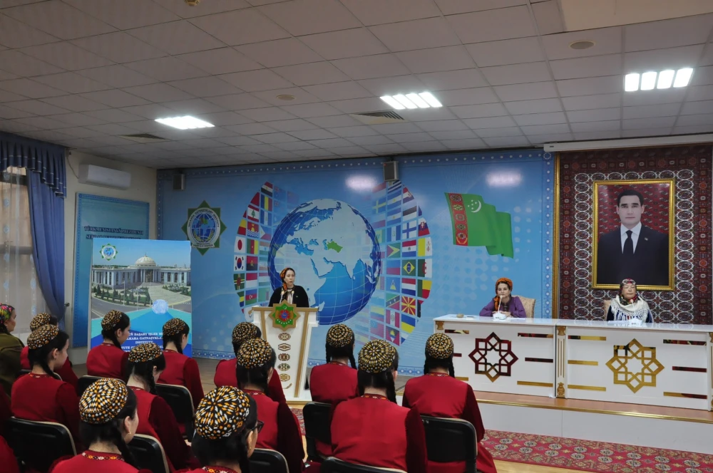 WAGYZ-NESIHAT DUŞUŞYGY GEÇIRILDI