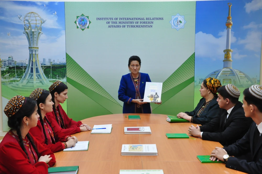 ПРОВЕДЕНА НАУЧНО-ТВОРЧЕСКАЯ ВСТРЕЧА surady