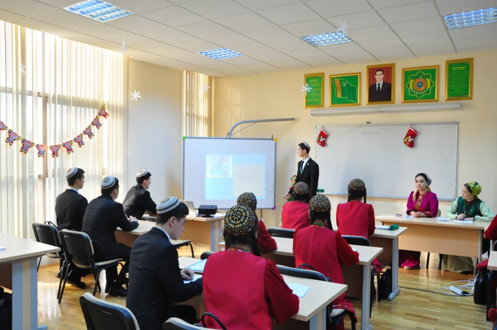 Gahryman Arkadagymyzyň eserlerinde sagdyn-durmuş ýörelgesi