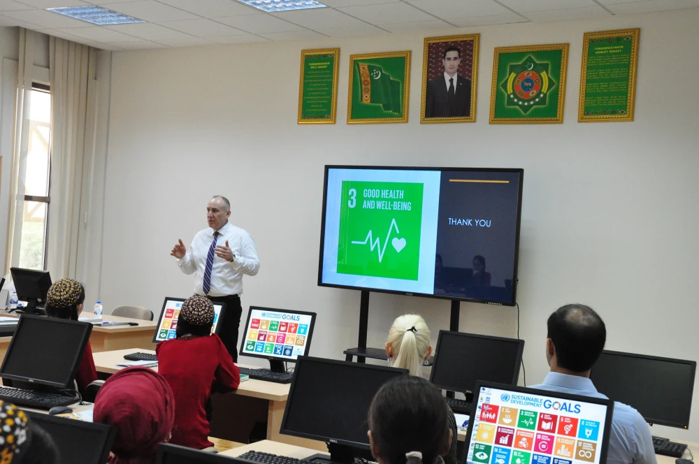 CONSECUTIVE TRAINING SESSIONS ON SUSTAINABLE DEVELOPMENT GOALS HAVE BEEN HELD AT A HIGH ORGANISATIONAL LEVEL