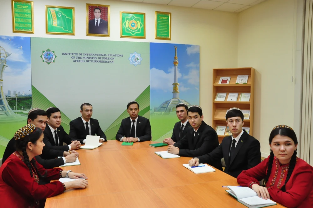 Onlaýn açyk sapak geçirildi