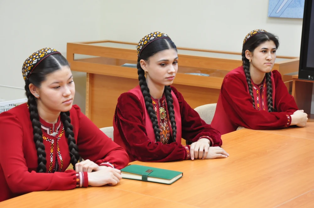 Sagdyn iýmitlenmegiň ähmiýetine bagyşlanan maslahat