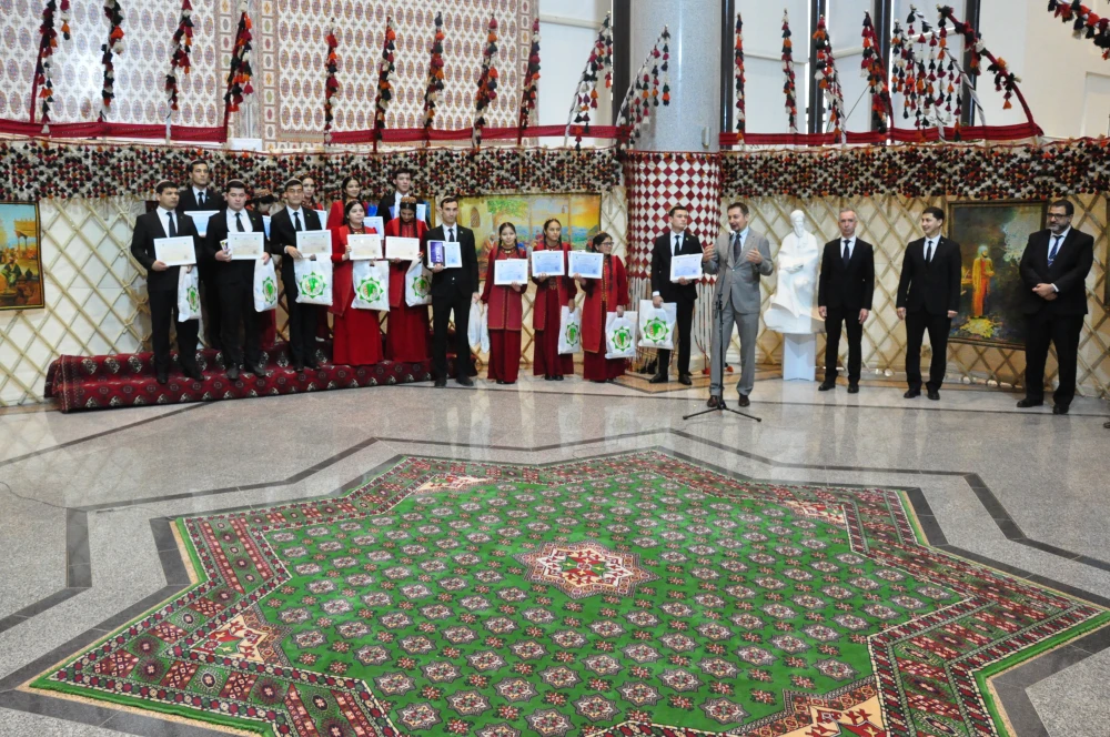 Brain ring competition on the occasion of the Day of Diplomatic workers