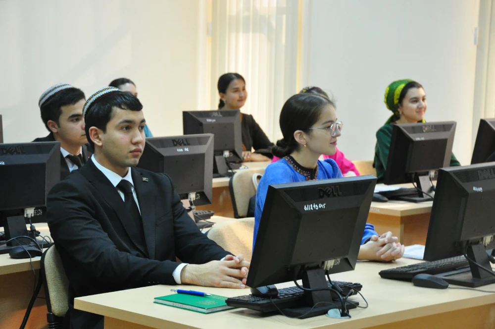 A TRAINING SESSION WAS HELD AT THE TRAINING CENTER FOR PRIORITY AREAS OF DIPLOMACY OF TURKMENISTAN