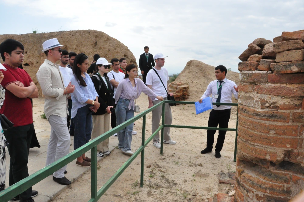 VISIT TO NISA MONUMENTS COMPLEX