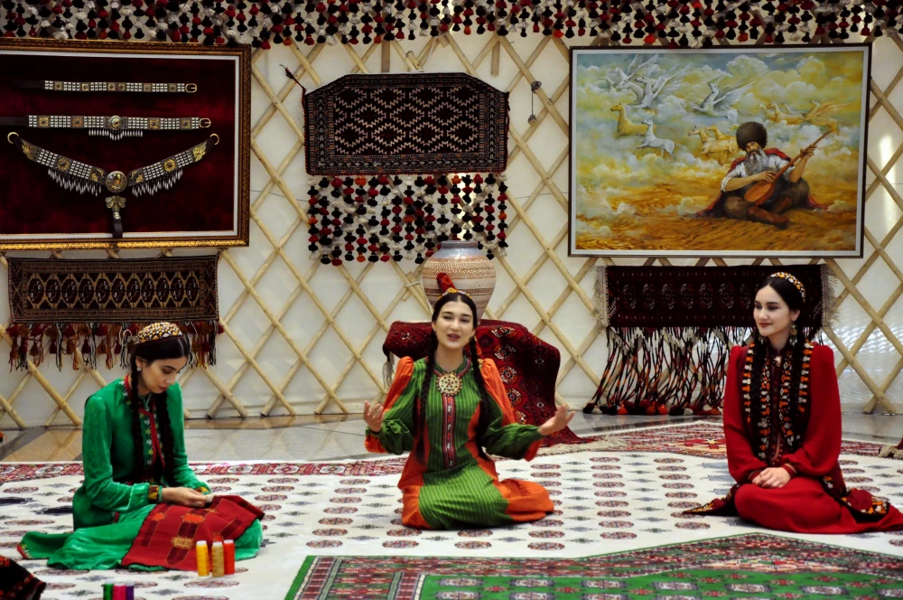 A festive ceremony under the name “Turkmen carpet, a model of elegance”