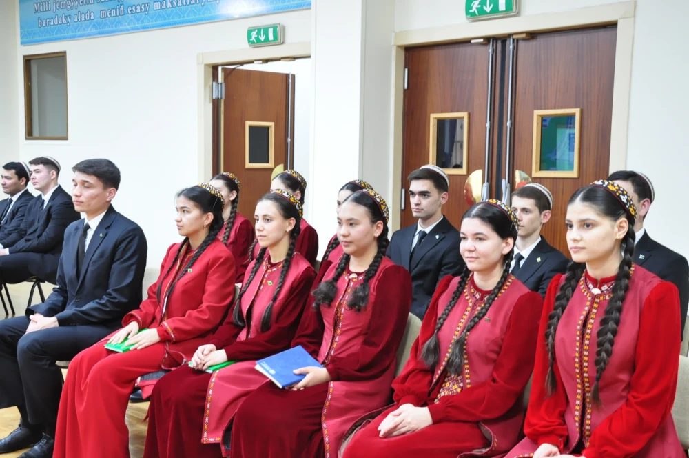 “BREÝN – RING” BÄSLEŞIGI GEÇIRILDI