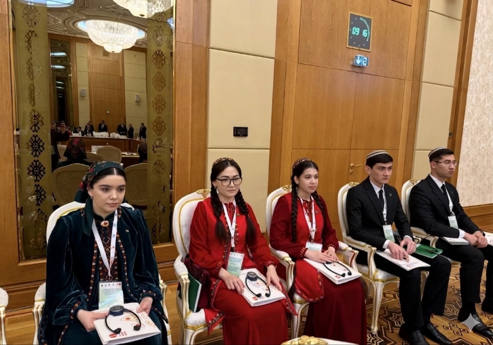 GENDER DEŇLIGI MESELESI BOÝUNÇA PARLAMENTARA  DIALOGY GEÇIRILDI surady