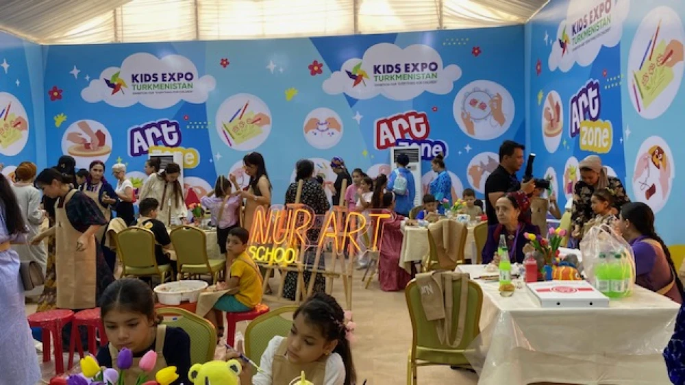 «KIDS EKSPO: ÄHLI ZAT ÇAGALAR ÜÇIN»  ATLY HALKARA SERGI - ÝARMARKASY