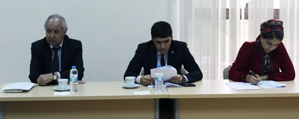 A COMPETITION BETWEEN GRADUATE STUDENTS WAS HELD