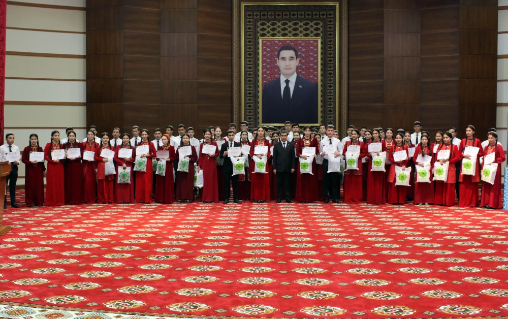 Talented Youth have been Awarded at the Institute of International Relations of the Ministry of Foreign Affairs of Turkmenistan