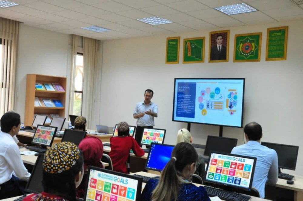 В ИМО МИД Туркменистана представлены инновационные разработки в области здравоохранения surady